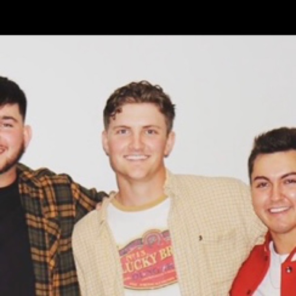 Meet your Posher, Cameron